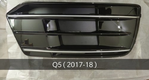 Audi Q5 Fog Lamp Cover