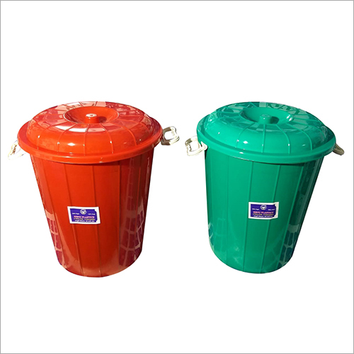 Available In Different Color Plastic Bucket With Lid