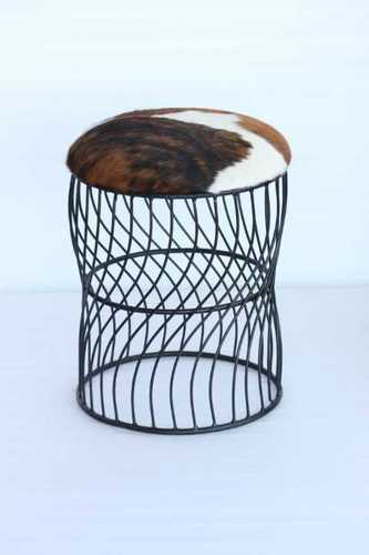 Bar D Stool - Color: Brown