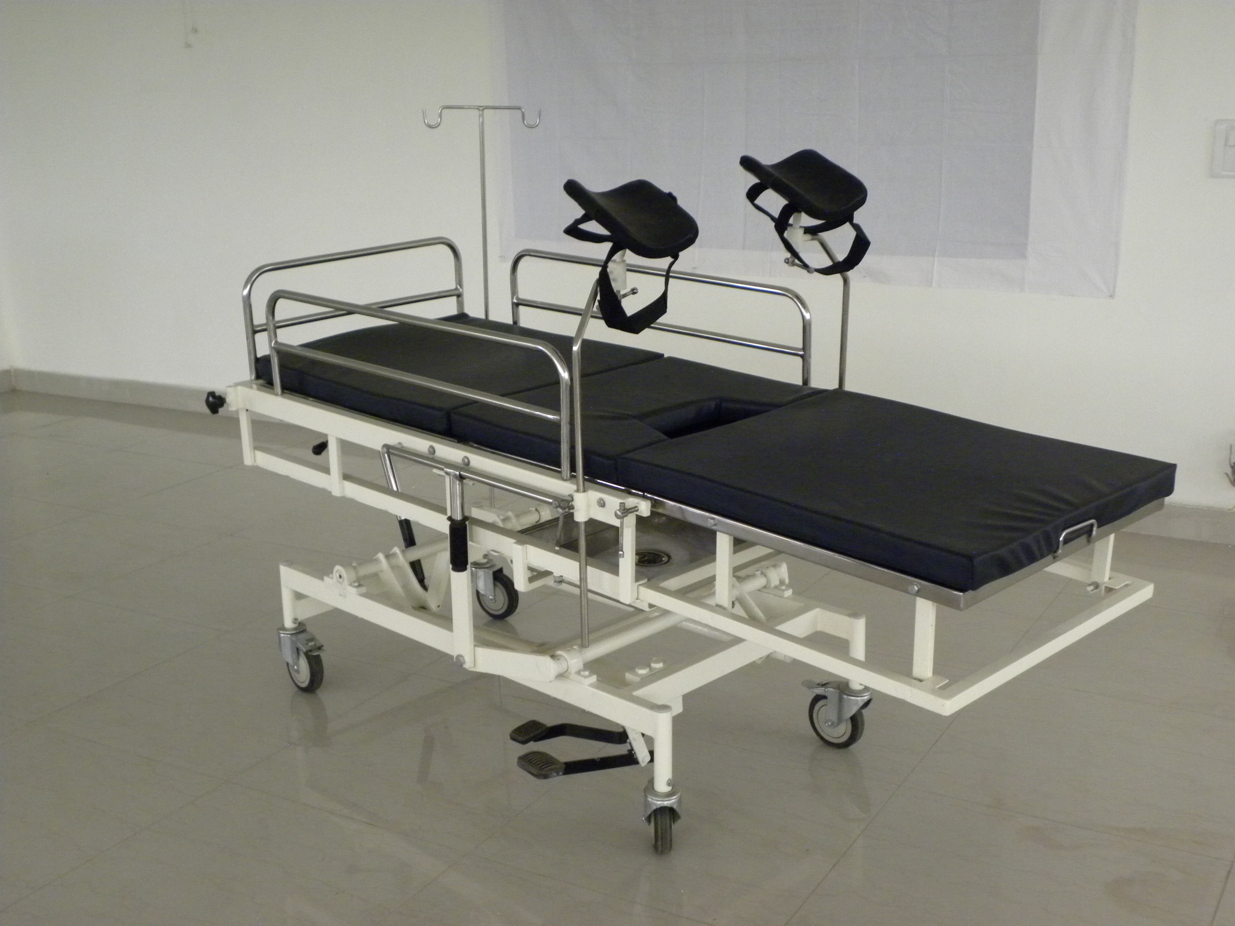 Labour Delivery Bed