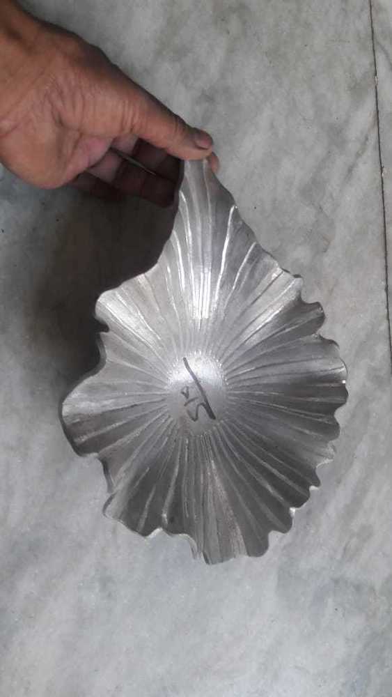 Designer Sweet Platter - Aluminum, 15x10x3 cm, 500ml, Matte Finish | Elegant Design, Durable Material, Easy Cleaning, Unique Shell Shape