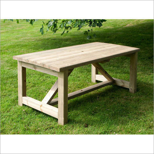 Easy To Clean Garden Wooden Table