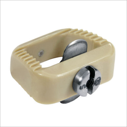 Orthopedic Cervical Recnteneition Cage - Titanium, 14mm & 16mm Sizes | Square Shape, Non-Toxic Materials, Large Grafting Area for Bone Fusion