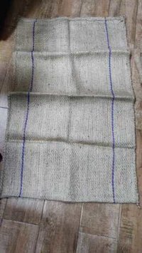 Jute Bags for Packing of All Kinds of Pulses - Jute Material, Lightweight and Durable Design for Easy Carrying and Storage