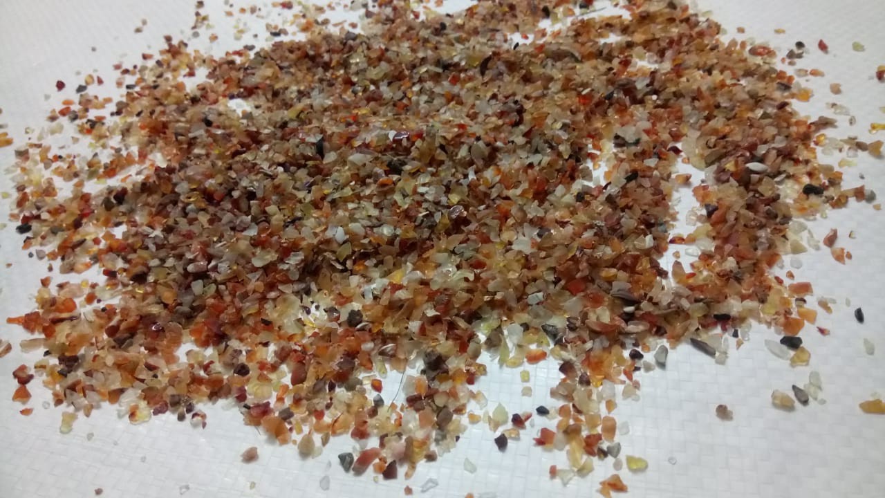 Red Jasper crushed Agate Machine Polish Aggregate chips For Sale and wholsale export price in IND