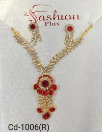 Fancy diamond necklace set