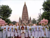 Buddhist Tour Package03