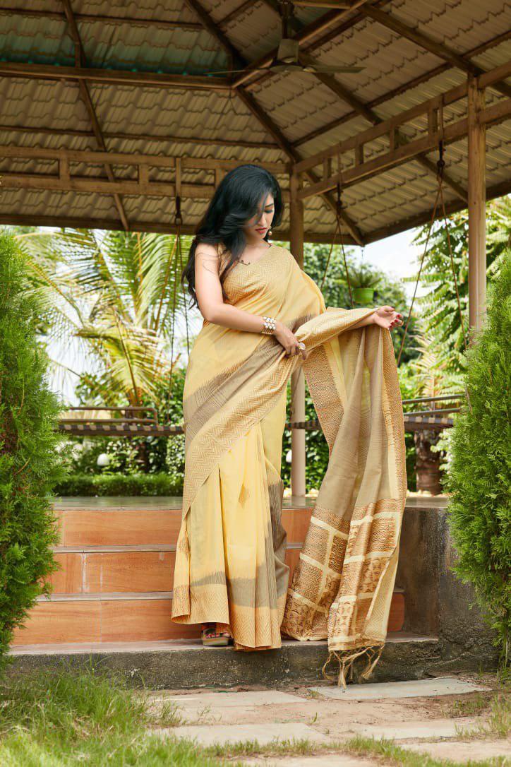 Ladies Designer Silk Saree