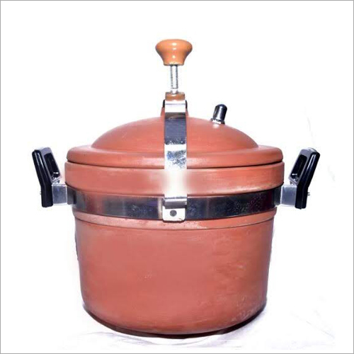 4 Ltr Terracotta Clay Cooker Thickness: Customize Millimeter (Mm)