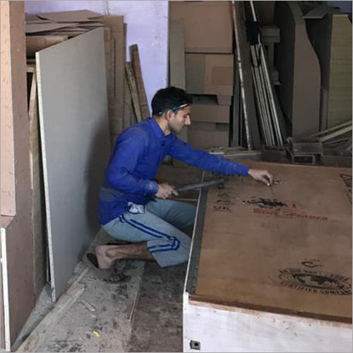 Wooden Bed Carpenter Services