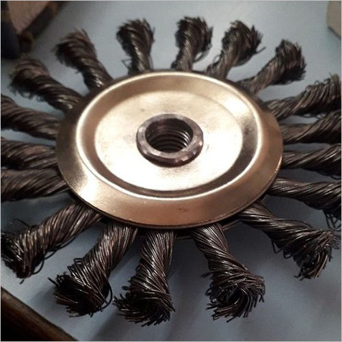 Twist Knot Circular Wire Brush