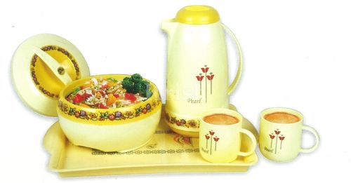 Pearl Welcome Set- 5 Pcs Size: 1 Tray + 0.6 Ltr Tea Flask + 2 Plastic Mug