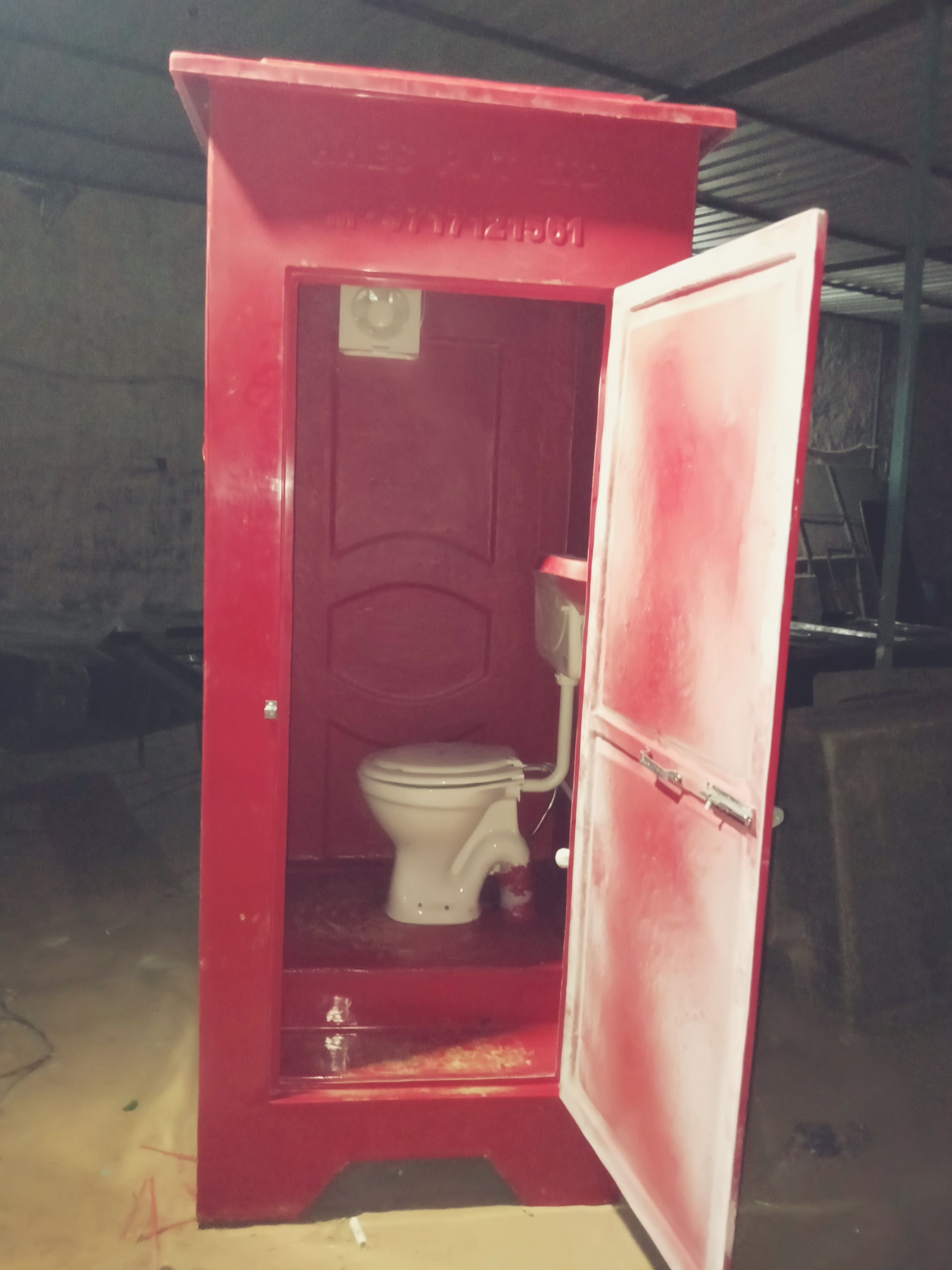 Western Style Single Seater Portable Toilet Cabin