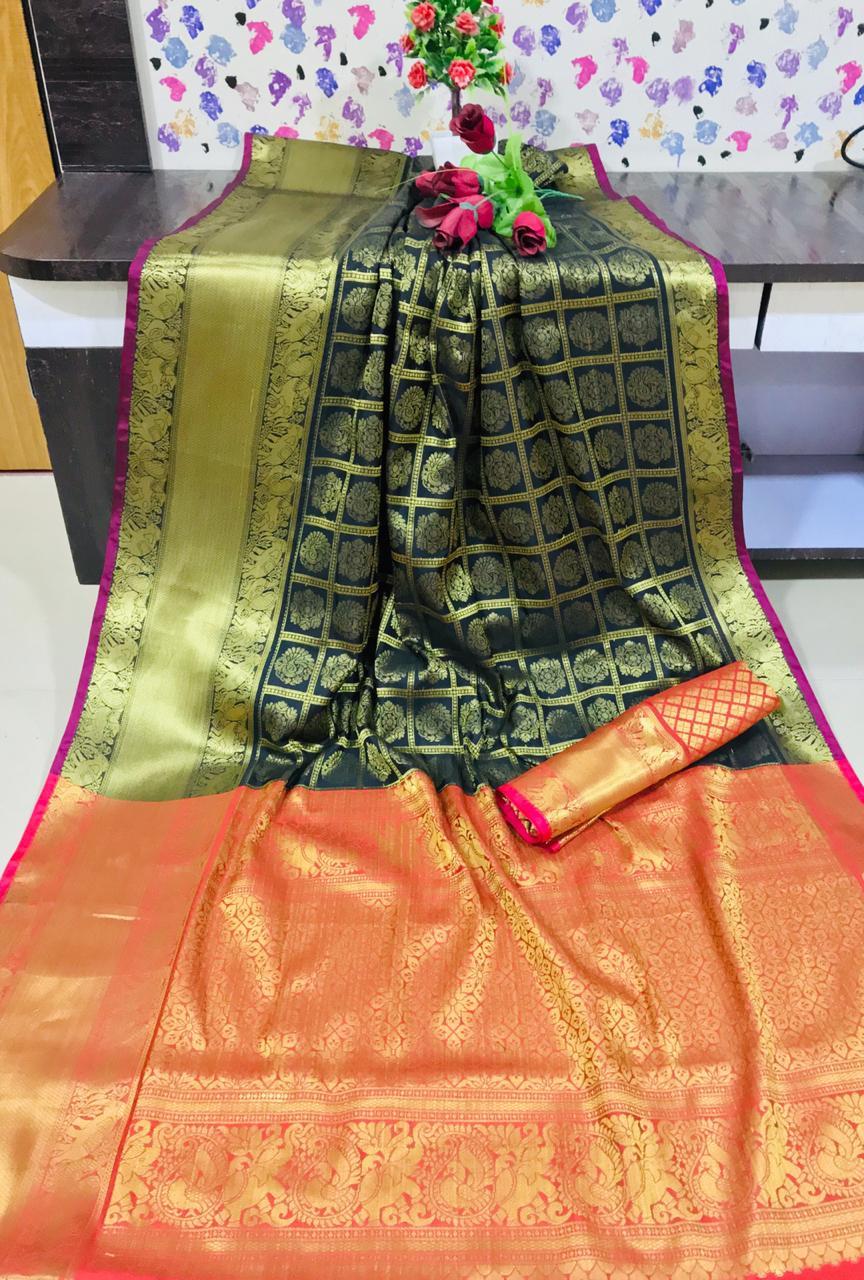 Designer Kanchipuram silk weaving saree
