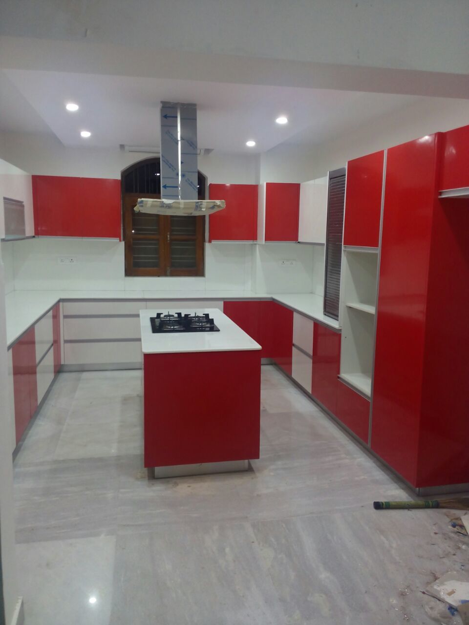 Modern Modular Kitchen