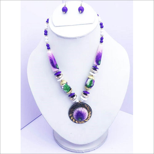 Handicraft Stylish Necklace Gender: Women