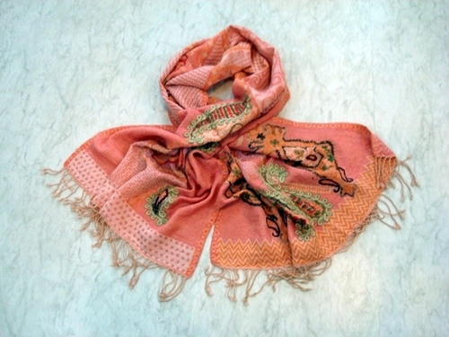 Peach Wool Scarf Manufacturer