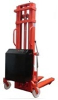Battery Operated Hydraulic Stacker