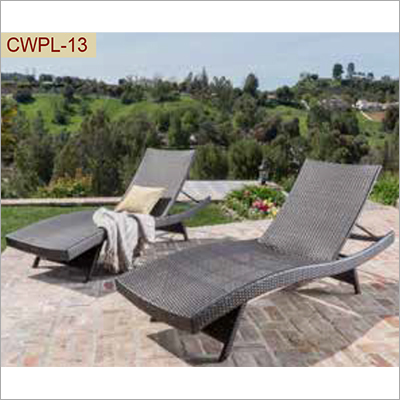 Poolside Wicker Lounger Set Application: Holiday Resort