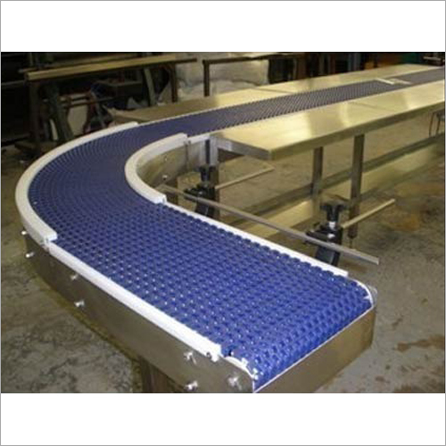 90 Degree Bend Modular Conveyor Belt With Work Table