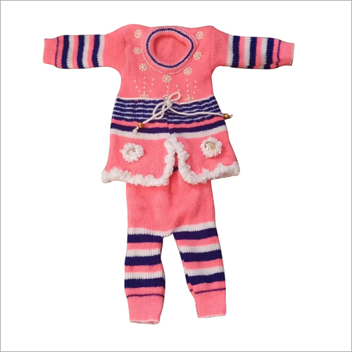 Washable Girls Woolen Fancy Sweater Suit