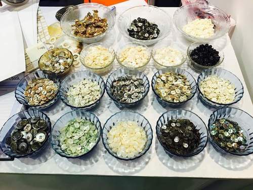 Shell Buttons