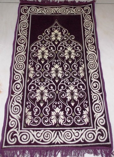 Muslim Prayer Mats - Jacquard Woven Fabric, 1 Kilogram Weight | Prayer Purpose, Bedroom Decoration, Home Furnishing