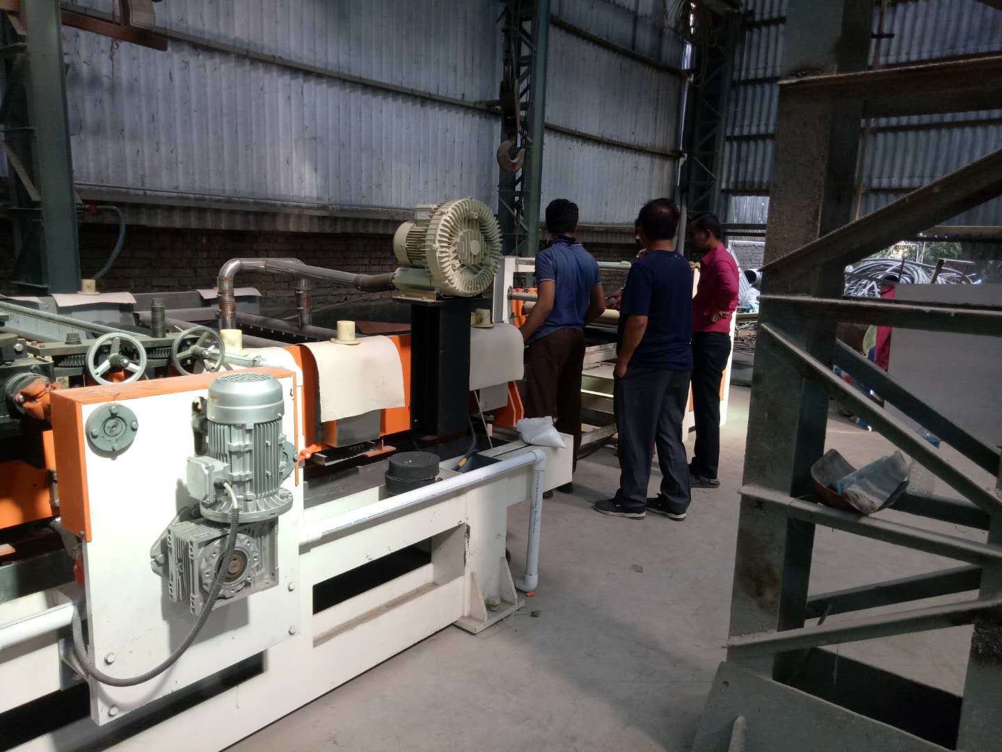China Stainless Steel Polishing Machine for The No. 4 Finishing Service