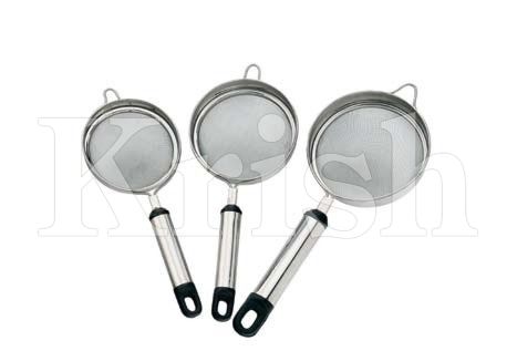 Tea Strainer With Pipe Handle - Color: As Per Requirement