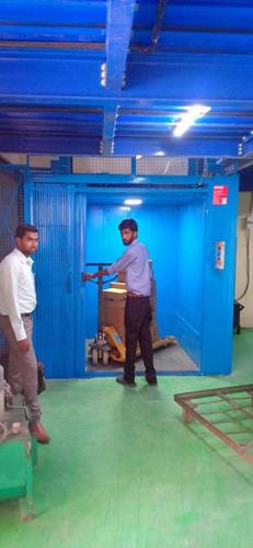 hydraulic lift