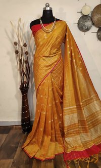 Raw silk weaving saree
