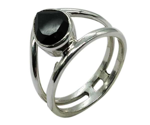 Wonderful Black Onyx 925 Silver Gemstone Ring