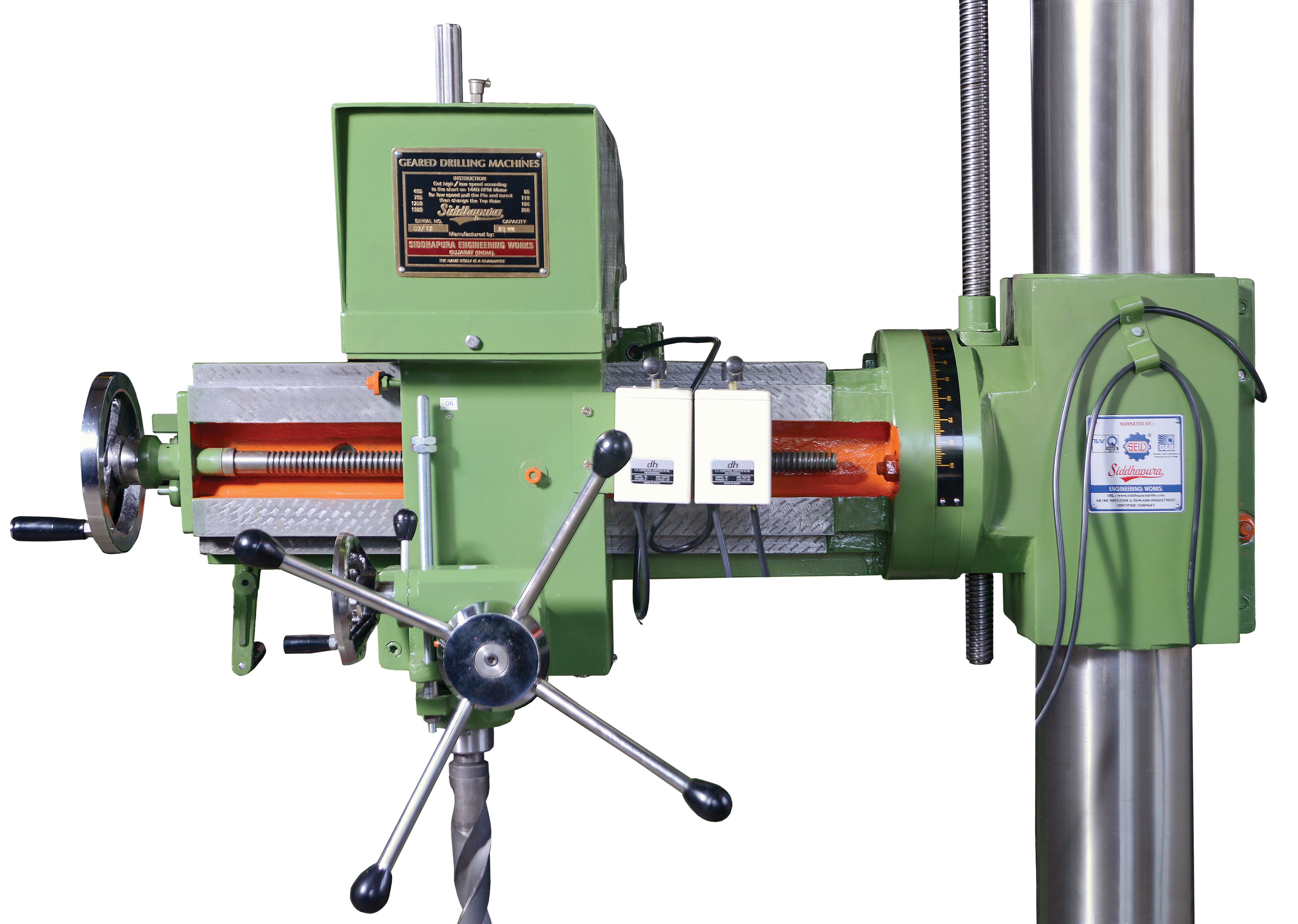 Universal Radial Drilling Machine