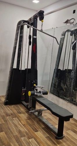 Lat Pull Down With Rowing