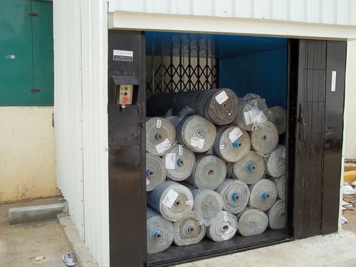 hydraulic lift