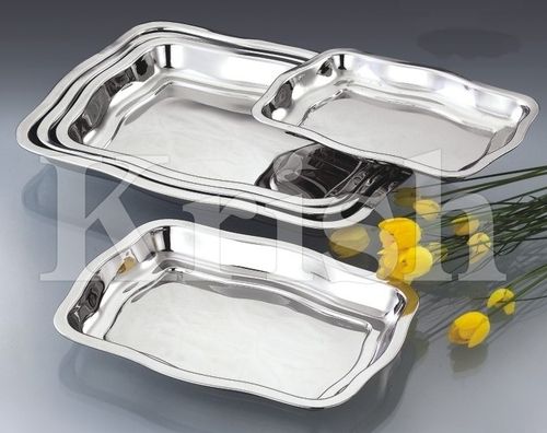 Rectangular serving tray