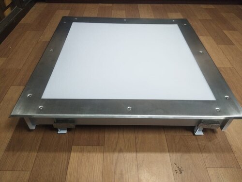 2x2 RECESSED CLEANROOM 48W