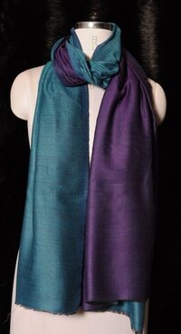 Sea Green And Purple Wool Reversible Yarn Dyed Scarves Manufacturers