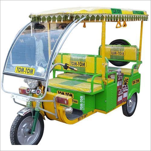 tom tom rickshaw price