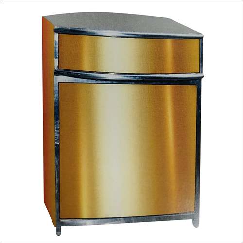 Golden Catering Display Counter