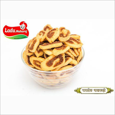 Garlic Bhakarwadi By LADU MAHARAJ PVT. LTD.