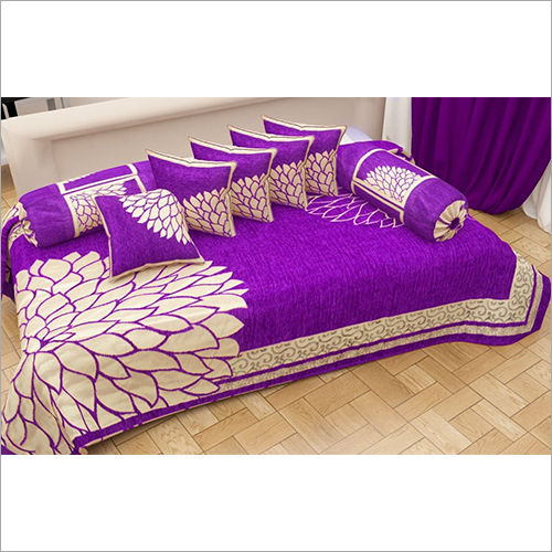 Available In Different Color Diwan Bed Cover