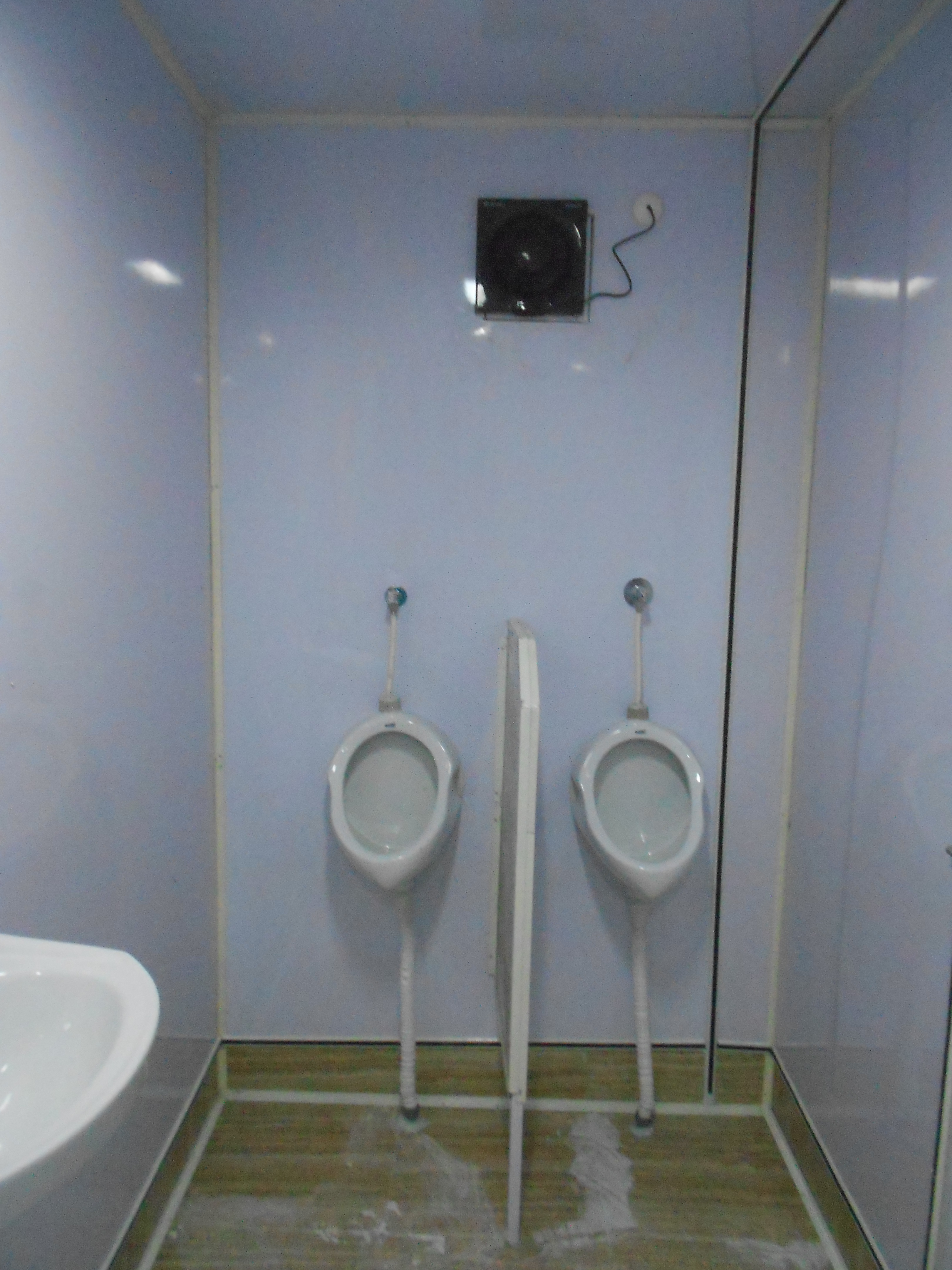 Mobile Toilet Cabin