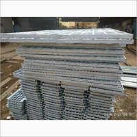 Gi Grating - Zinc Coated Mild Steel, Customized Size, Polished Surface Finish | Anti-corrosion, Anti-skid, Industrial Use For Platforms, Aisles, Manhole Covers