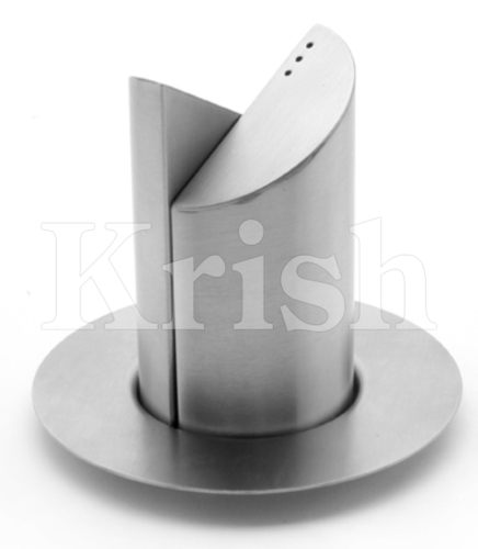 Twister Salt & Pepper With Stand