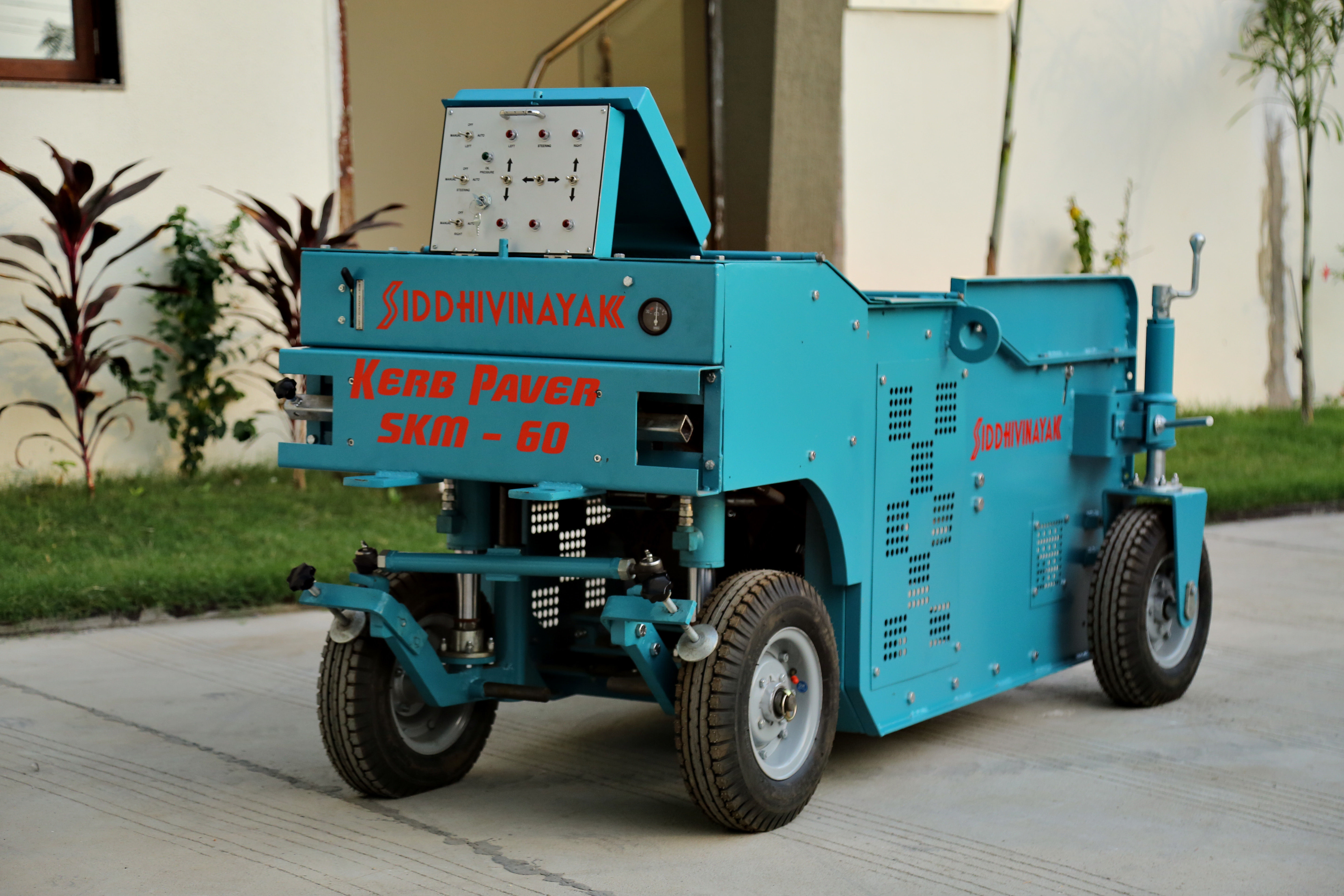 Kerb Paving Machine