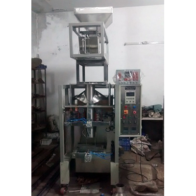 Snacks Packing Machine