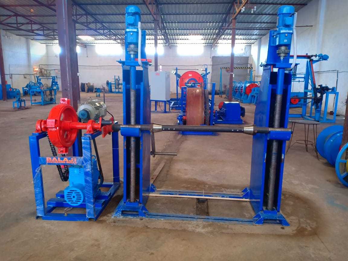 LAYING CABLE MACHINE