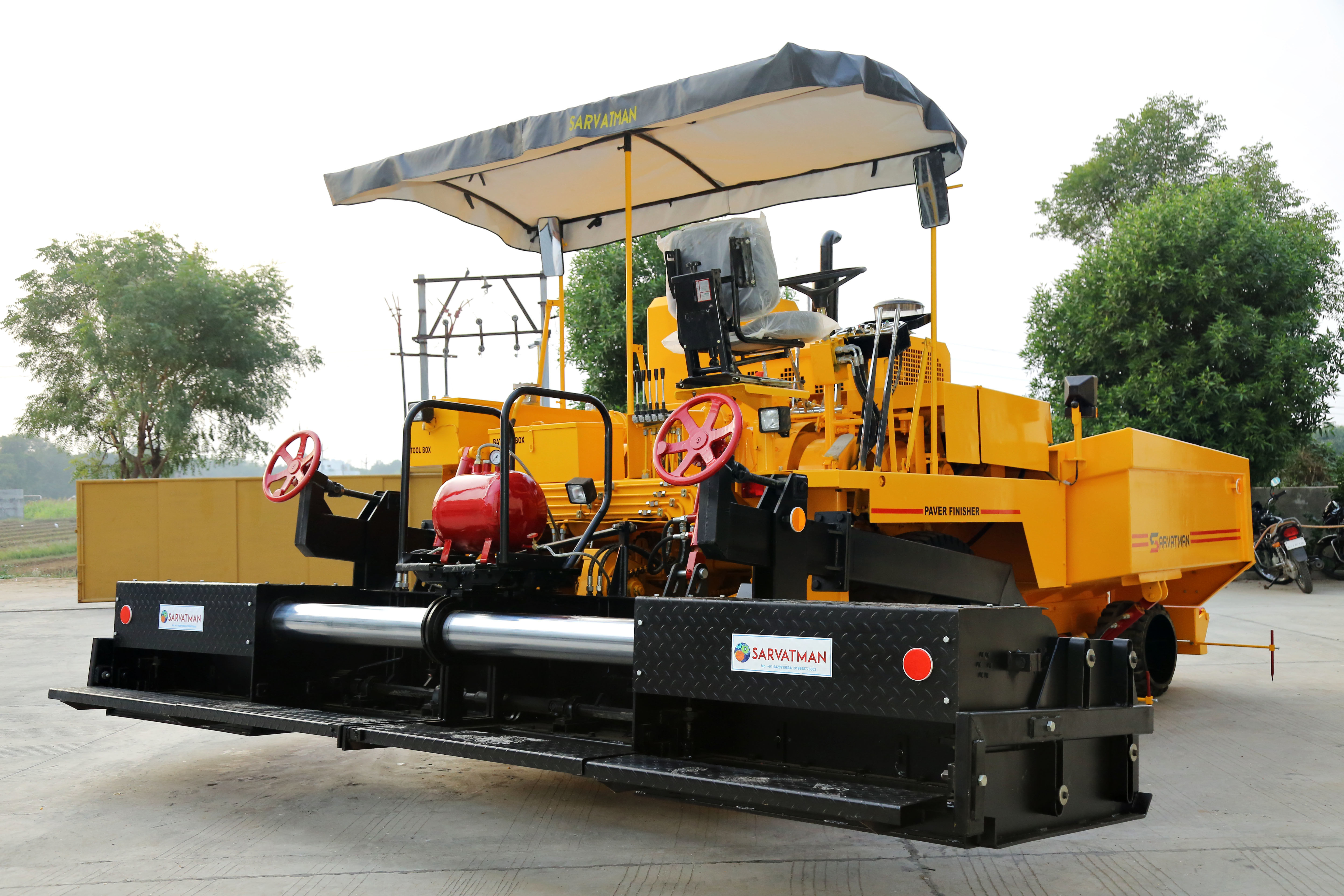 Sarvatman Road Paver Finisher