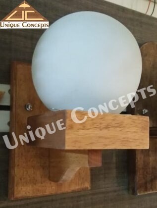 WALL MOUNTED LAMPS